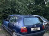 Volkswagen Golf 1994 года за 400 000 тг. в Костанай – фото 2