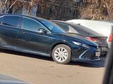 Toyota Camry 2023 года за 17 000 000 тг. в Астана