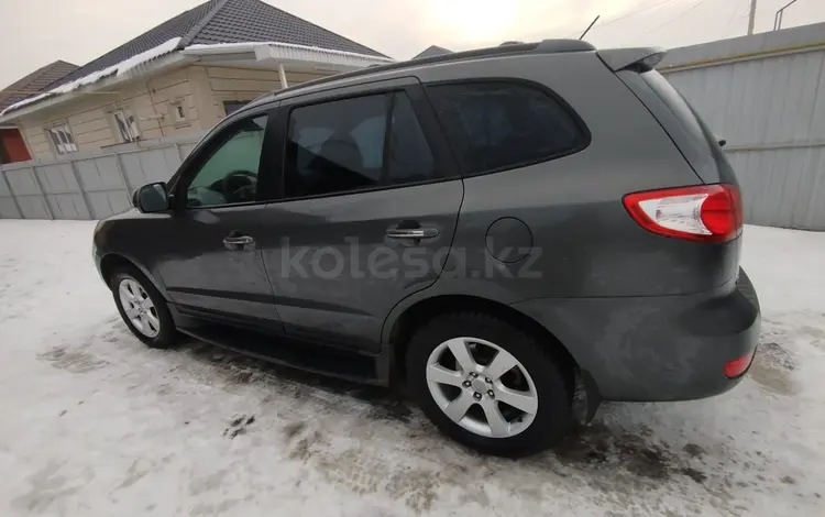 Hyundai Santa Fe 2009 годаүшін6 900 000 тг. в Алматы