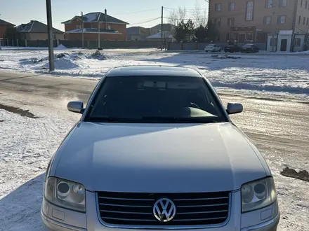 Volkswagen Passat 2002 года за 2 750 000 тг. в Астана – фото 5