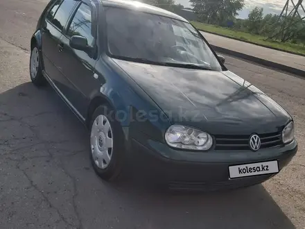 Volkswagen Golf 1997 года за 2 600 000 тг. в Павлодар