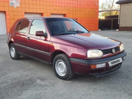 Volkswagen Golf 1993 года за 1 600 000 тг. в Костанай – фото 3