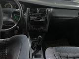 Toyota Carina E 1996 годаүшін3 000 000 тг. в Кызылорда – фото 2