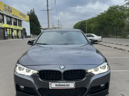 BMW 320 2013 года за 6 300 000 тг. в Алматы – фото 2