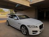 Jaguar XF 2017 года за 16 500 000 тг. в Алматы – фото 3