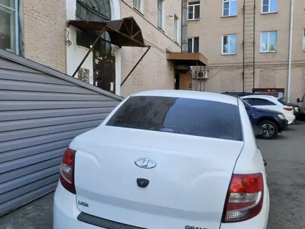 ВАЗ (Lada) Granta 2190 2012 года за 1 400 000 тг. в Усть-Каменогорск – фото 2