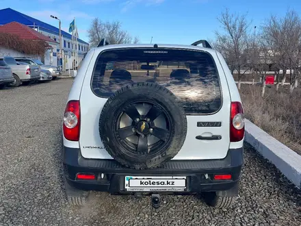 Chevrolet Niva 2013 года за 4 000 000 тг. в Актобе – фото 4