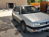 Volkswagen Golf 1993 года за 1 150 000 тг. в Алматы – фото 2