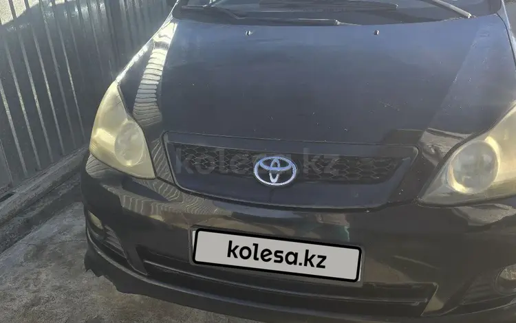 Toyota Ipsum 2004 года за 4 500 000 тг. в Атырау