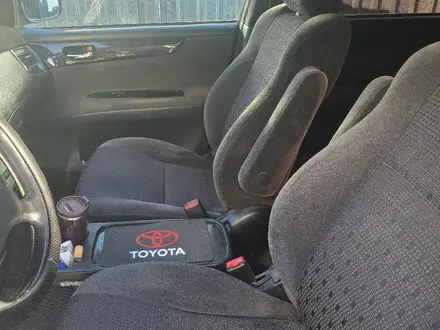 Toyota Ipsum 2004 года за 4 500 000 тг. в Атырау – фото 7