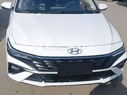 Hyundai Elantra 2024 года за 9 500 000 тг. в Семей – фото 4