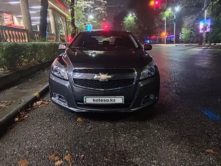 Chevrolet Malibu 2014 года за 8 500 000 тг. в Алматы – фото 3