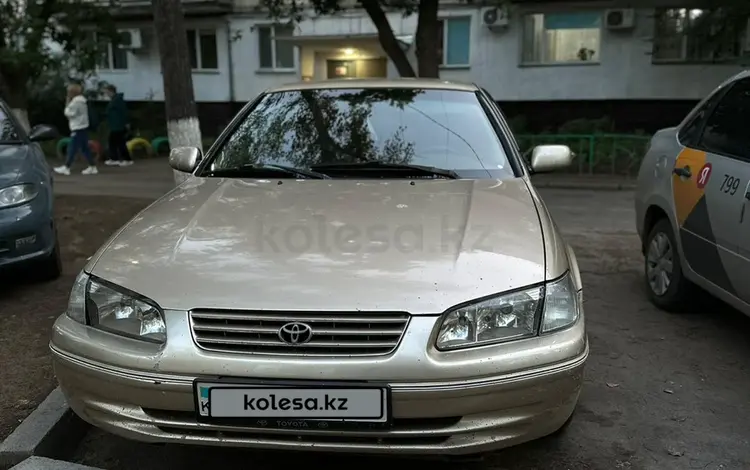 Toyota Camry 1998 года за 3 000 000 тг. в Павлодар