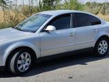 Volkswagen Passat 2005 года за 1 400 000 тг. в Алматы – фото 5