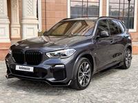 BMW X5 2019 года за 32 500 000 тг. в Астана