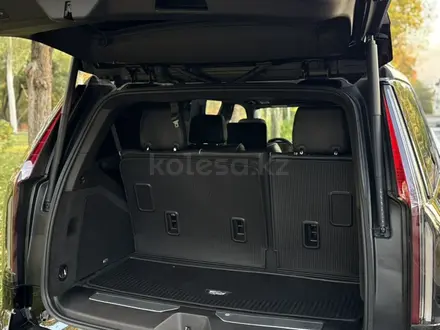 Cadillac Escalade 2021 года за 48 000 000 тг. в Алматы – фото 28