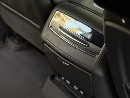 Cadillac Escalade 2021 года за 48 000 000 тг. в Алматы – фото 36
