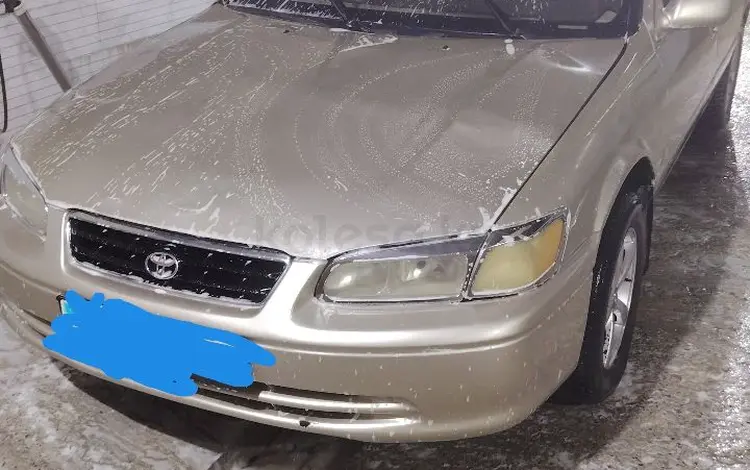 Toyota Camry 2000 года за 2 600 000 тг. в Актау