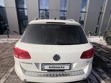 Volkswagen Touareg 2012 годаүшін9 000 000 тг. в Астана – фото 5