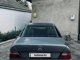 Mercedes-Benz E 200 1987 годаүшін1 100 000 тг. в Шу – фото 5