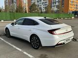 Hyundai Sonata 2020 года за 12 500 000 тг. в Астана – фото 4