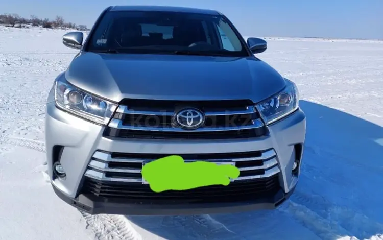 Toyota Highlander 2019 года за 18 500 000 тг. в Астана