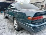 Toyota Camry 1997 годаүшін2 700 000 тг. в Семей – фото 5