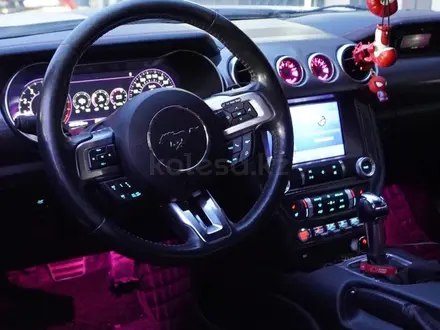 Ford Mustang 2019 года за 18 500 000 тг. в Алматы – фото 9
