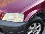 Honda CR-V 1996 годаүшін2 650 000 тг. в Алматы