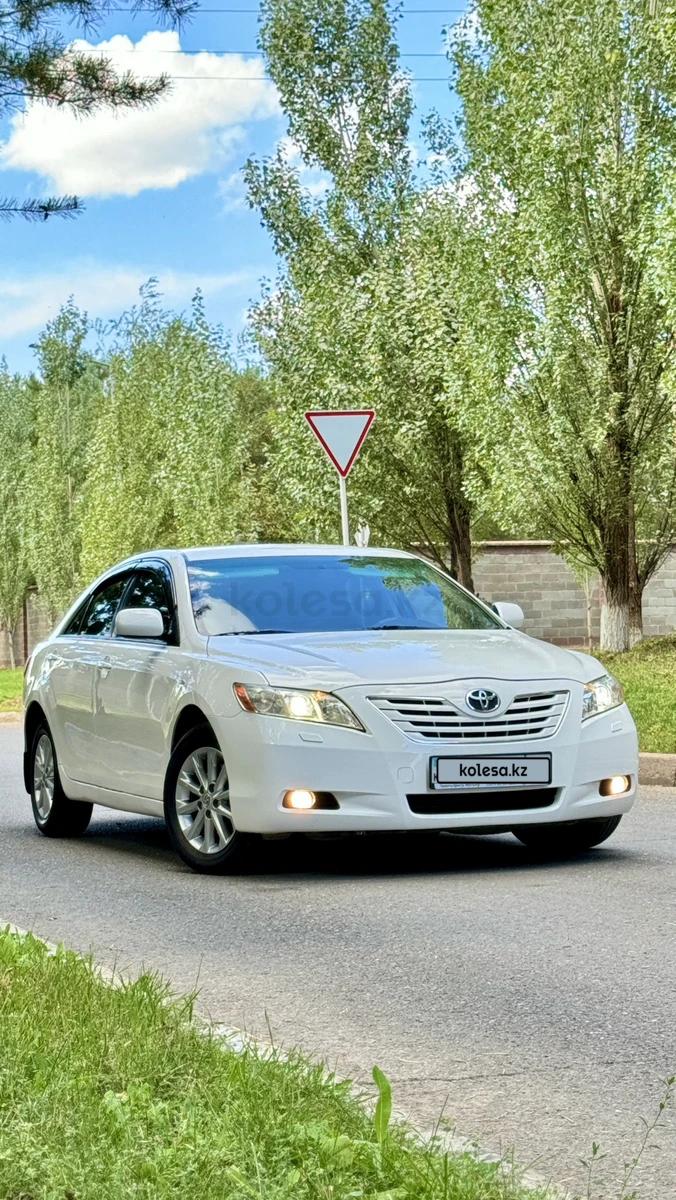 Toyota Camry 2007 г.