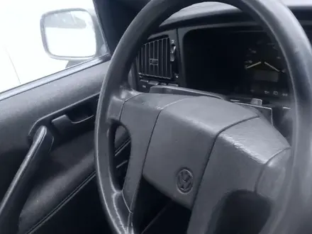 Volkswagen Passat 1990 года за 1 800 000 тг. в Алматы – фото 18