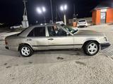 Mercedes-Benz E 230 1989 годаүшін600 000 тг. в Тараз – фото 3
