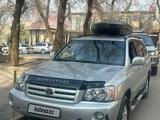 Toyota Highlander 2004 года за 7 300 000 тг. в Алматы – фото 3