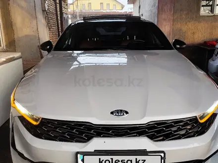 Kia K5 2021 года за 11 000 000 тг. в Алматы – фото 4