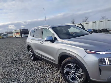 Hyundai Santa Fe 2023 года за 16 000 000 тг. в Уральск – фото 2