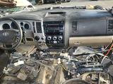 Двигатель (ДВС қозғалтқыш) 3UR-FE 5.7L от Тойота Секвойя Тундра 2WD за 2 500 000 тг. в Алматы – фото 3