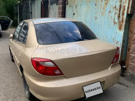 Kia Rio 2002 года за 600 000 тг. в Алматы – фото 2