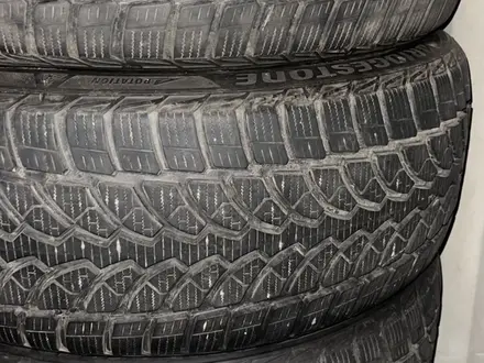 Зимняя липучка Bridgestone Blizzak за 150 000 тг. в Астана – фото 4