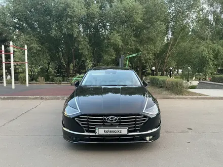 Hyundai Sonata 2022 года за 15 500 000 тг. в Астана