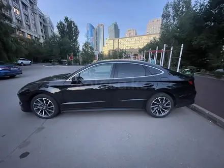 Hyundai Sonata 2022 года за 15 500 000 тг. в Астана – фото 5