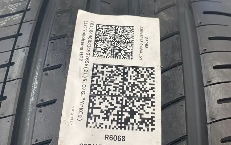 Yokohama BluEarth AE51 235/45 R18 94W за 68 000 тг. в Актобе