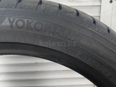 Yokohama BluEarth AE51 235/45 R18 94W за 68 000 тг. в Актобе – фото 3