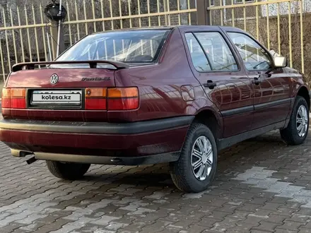 Volkswagen Vento 1993 года за 1 270 000 тг. в Темиртау – фото 6