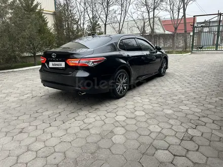 Toyota Camry 2023 года за 15 700 000 тг. в Тараз – фото 5