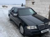 Mercedes-Benz C 180 1996 года за 2 100 000 тг. в Макинск – фото 2