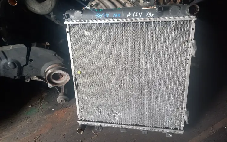 Основной радиатор на Мерседес 124 за 35 000 тг. в Караганда
