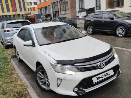 Toyota Camry 2016 года за 10 500 000 тг. в Караганда – фото 2