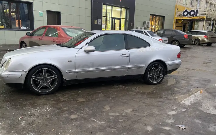 Mercedes-Benz CLK 230 1997 года за 1 600 000 тг. в Уральск