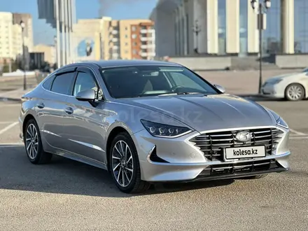 Hyundai Sonata 2020 года за 12 000 000 тг. в Алматы