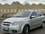 Chevrolet Aveo 2012 года за 3 200 000 тг. в Уральск – фото 2